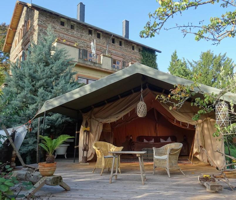 Отель Moselglamping Трабен-Трарбах Экстерьер фото